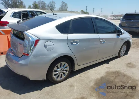2014 Toyota Prius Plug-In из США, поврежденный, VIN JTDKN3DP1E3052567